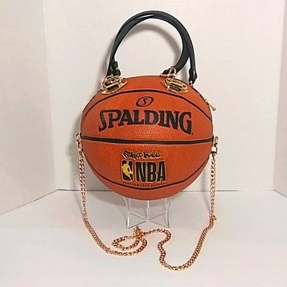 HANDMADE "ORIGINAL SPALDING" Basketball Purse 🏀 - Picture 3 of 17